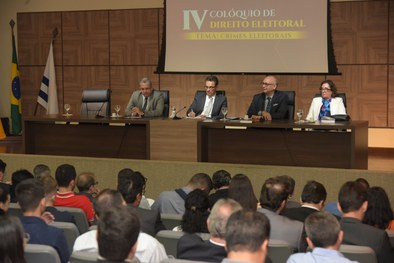 Los Crímenes Electorales Se Discuten En La IV Edición Del Coloquio De Derecho Electoral