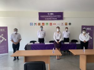 EgsCHCyWkAAMH9l 300x225