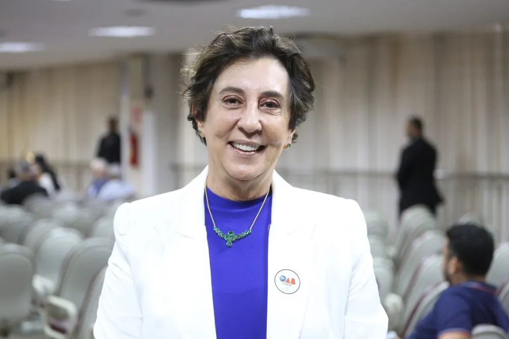 Ângela Issa Haonat